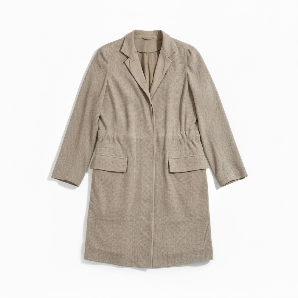 Beautiful Max Mara perforated suede coat. Size 4